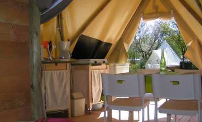 cabane Tipi – La Louvière