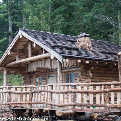 La Clairière Aux Cabanes - Cabanes De France