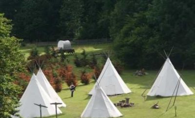 5 tipis à la ferme aventure